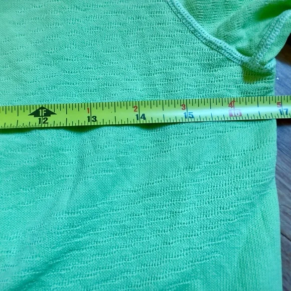 UYN- Brand New Runners Shirt - Picture 8 of 9